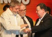 Delfim, conselheiro de Lula, reforça a velha política de crescimento econômico dos seus tempos de Ministro da Fazenda na ditadura militar: aumentar o bolo cada vez mais. Dividir? Depois ele pensa nisso. - Foto: