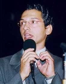 Natural de Uruguaiana, o presidente do Parlamento do Rio Grande, deputado estadual Frederico Antunes (PP) esperou a bomba saltar para depois sair declarando, já desatando a operação abafa.

 - Foto: