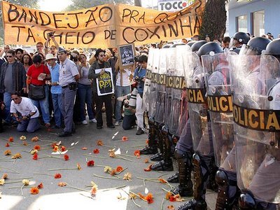 A democracia direta acumula forças radicalizando as lutas sociais e democratizando a vida interna dos movimentos em luta.  - Foto:quiprona.files