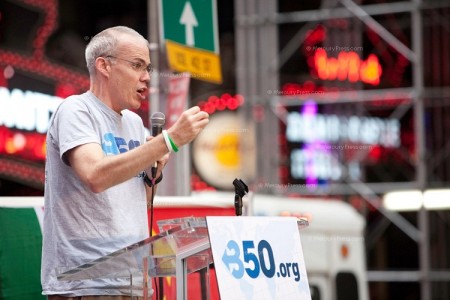 McKibben, fundador da organização ativista 350.org, critica a cobertura da mídia sobre  os desastres climáticos - Foto:mercurypress