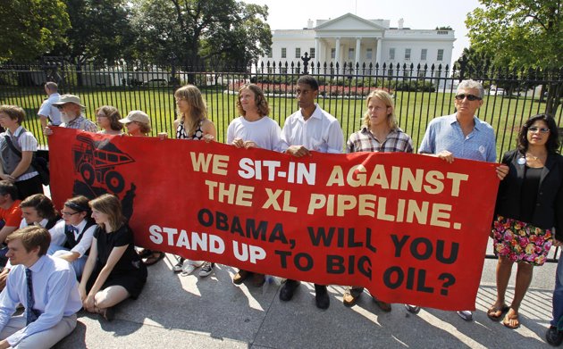 Estadunidenses protestam contra oleoduto de 2.700 km que a TransCanada Corp. quer construir entre o Canadá e o Golfo do México. - Foto:Yahoo
