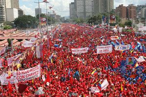 A mass rally and pro-Chávez demonstration in Caracas - Foto: